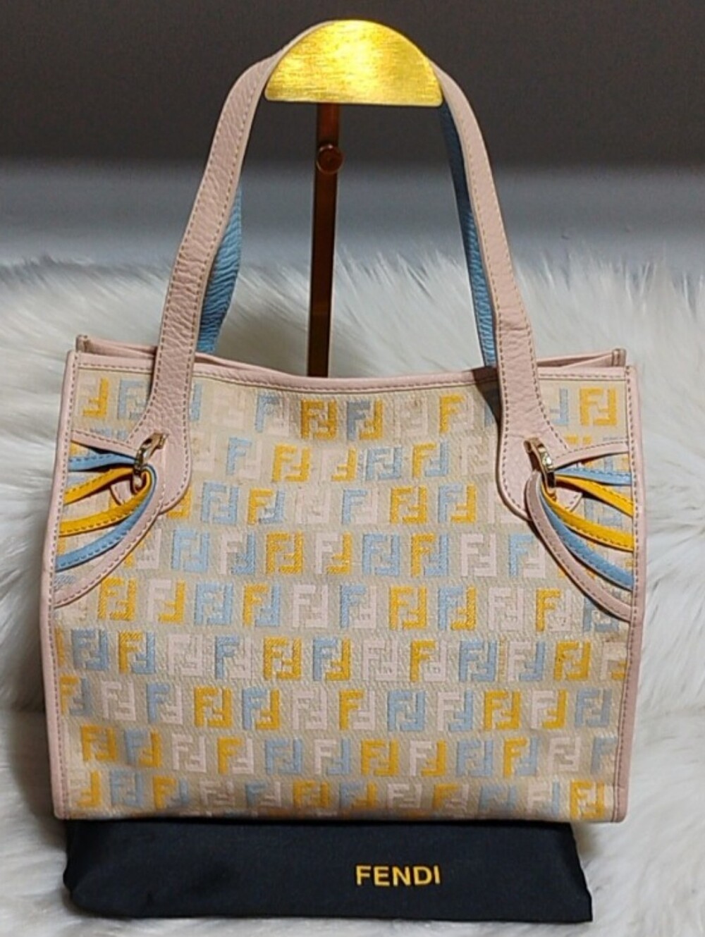SALE! Fendi Zucchino Multicolor FF Canvas/Pink Charm Tote W/DB - Picture 4 of 14
